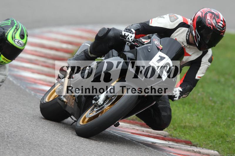 Archiv-2022/68 13.10.2022 Speer Racing ADR/Freies Fahren rot und gelb/10